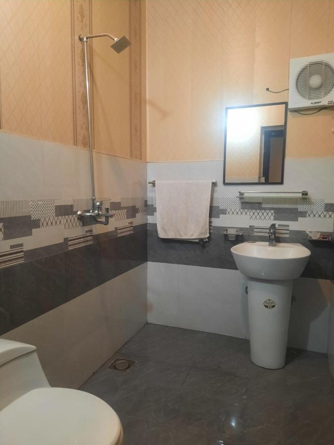 Royal Fort Executive Hotel Gulberg لاهور الغرفة الصورة