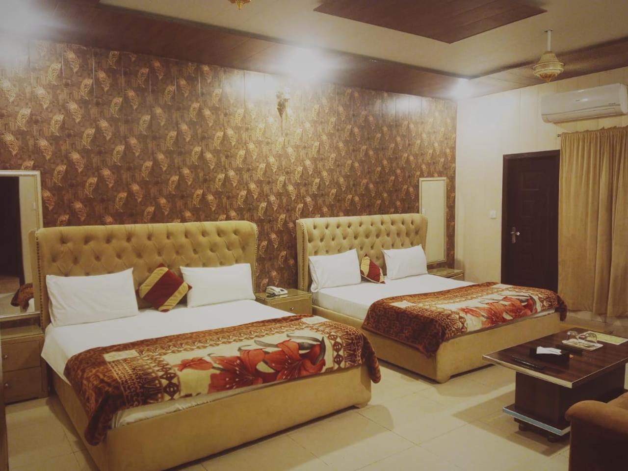 Royal Fort Executive Hotel Gulberg لاهور المظهر الخارجي الصورة
